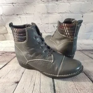 Clarks whistle best sale bea boots